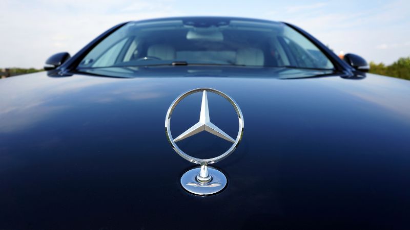 ¿Qué significa el logo de Mercedes Benz?